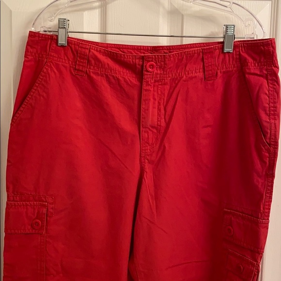 Ralph Lauren Poplin Cargo Shorts/ Petal Pushers - Picture 6 of 7